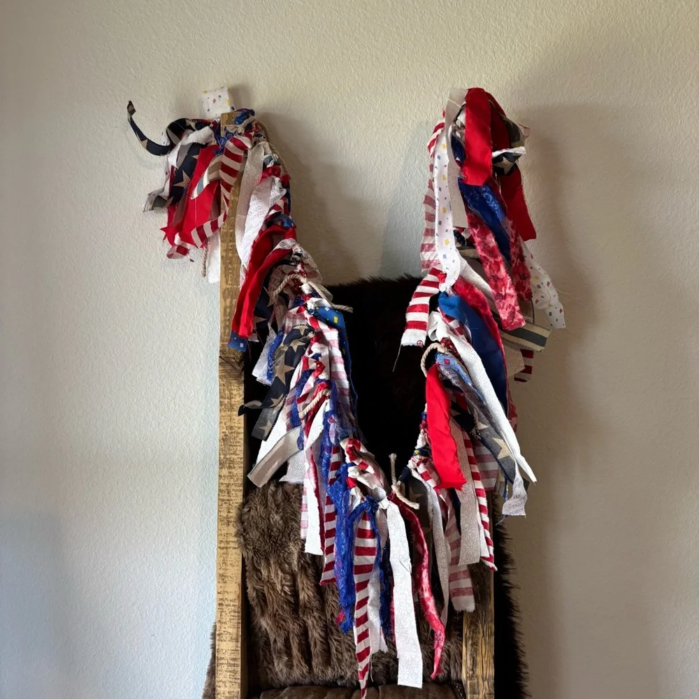 NWT 4th of July or Memorial Day Fabric Garland 🇺🇸